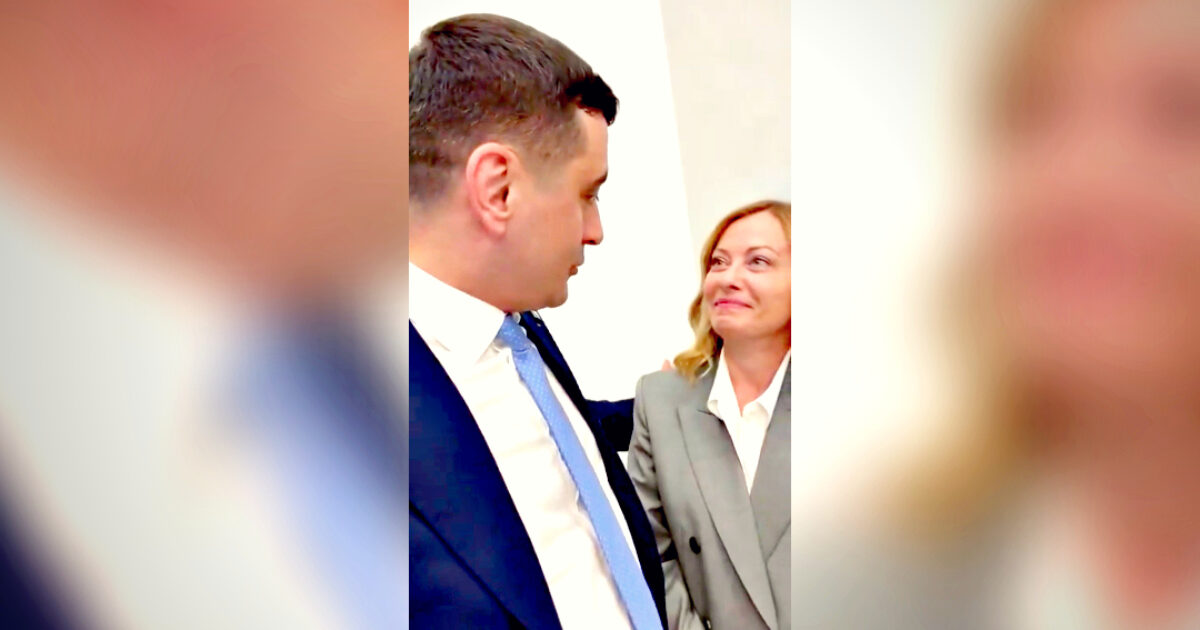 Italian PM Giorgia Meloni Endorses Right-Wing Favorite George Simion for Romanian President