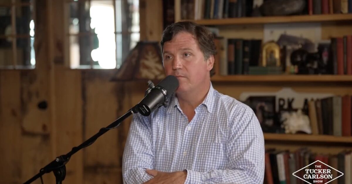 Tucker Carlson Exposes Murdoch Plot to Take Down Trump — Says They Urged Him to Run Against 45 Right After Axing His Show
