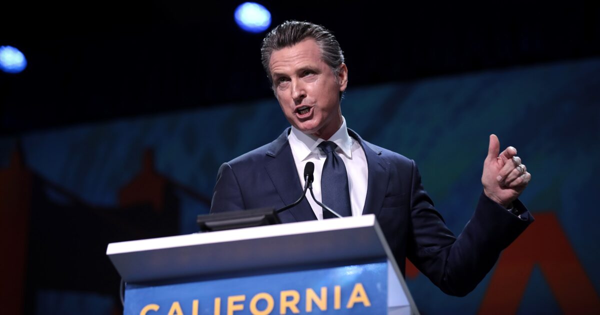 Gavin Newsom Threatens Trump with 24-Hour Ultimatum — Stand Down or Face Massive Blue-State Gerrymandering