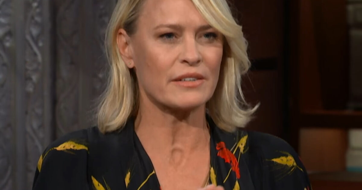 ‘House of Cards’ Star Robin Wright is Latest Celeb Fleeing to Europe — Says America Has Become a ‘Sh*tshow’